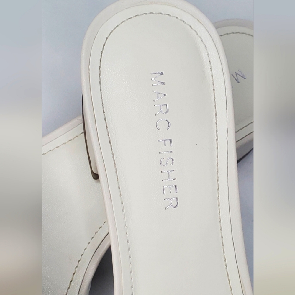 Marc Fisher Size 7 1/2 Mules Color Cream with Basket-Weave Design - Picture 8 of 13
